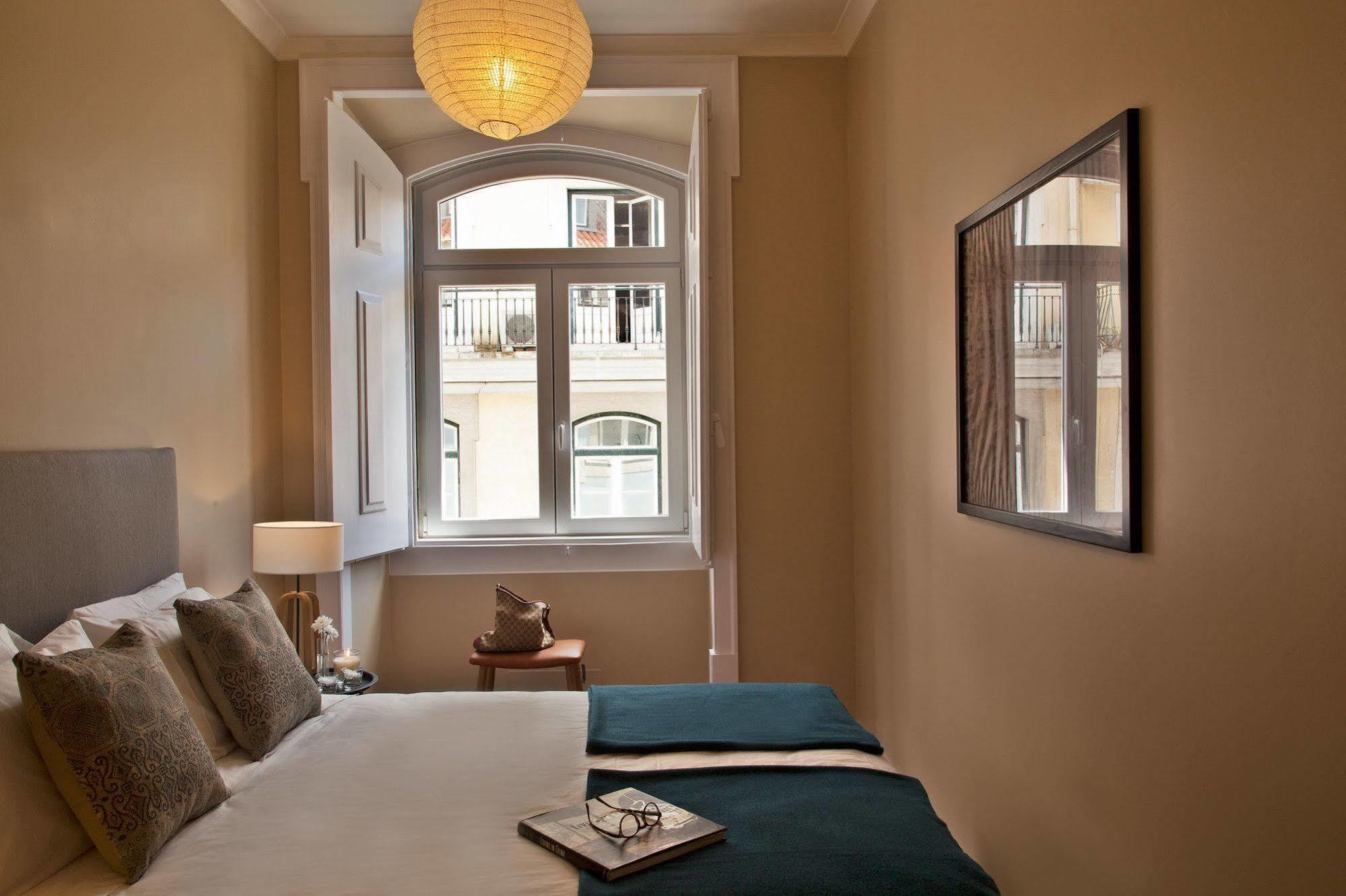 Lisbon Five Stars Apartments Sao Juliao 72 Ngoại thất bức ảnh